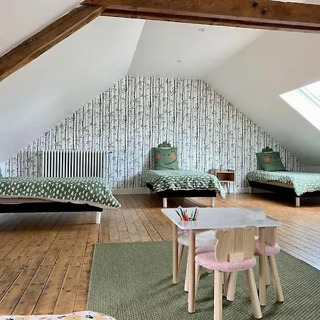 Ferienhaus Maison Fleurs De Bobo *