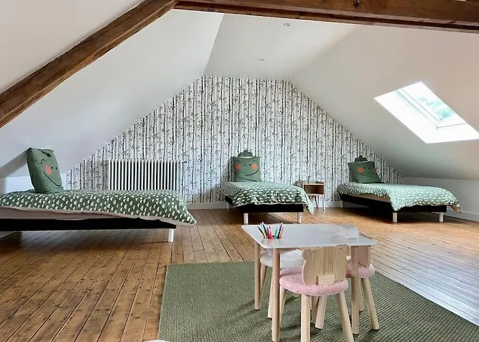 Holiday home Maison Fleurs De Bobo *